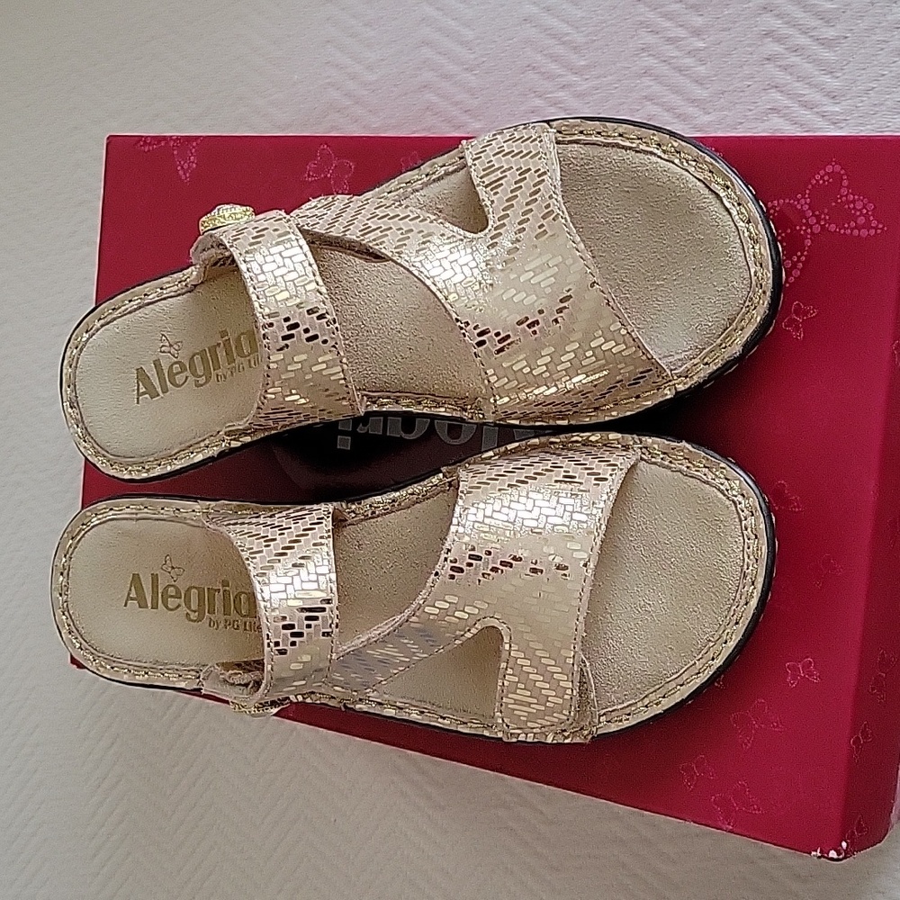 Alegria PG Lite Loti Gold Dazzler Wedge Sandals - 6-6.5